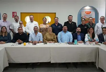 Estrella Palacios sostiene encuentro de trabajo con la Intercamaral para fortalecer el desarrollo de Mazatlán