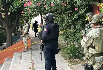 Persiguen a balazos a dos hombres y disparan a un departamento en Infonavit Cañadas, en Culiacán