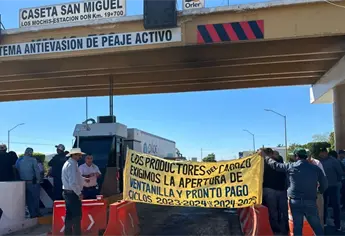 Fracasa diálogo nacional: industria rechaza pagar $7,200 por tonelada y productores toman carreteras en todo el país