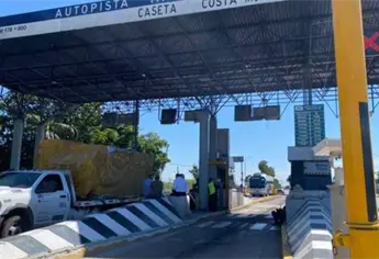 Productores de Sinaloa dormirán en las casetas: continúan libres de cobro por tiempo indefinido