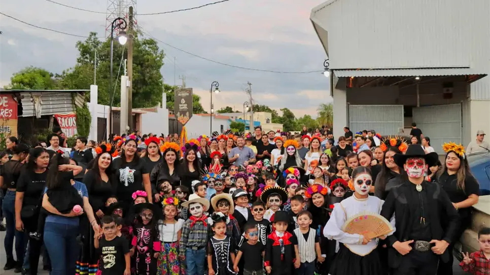 En el primer Festival del Día de Muertos expusieron 17 altares