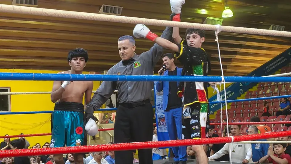 En entrevista posterior al combate, Roberto Chávez Jr. se dijo sumamente contento por la victoria y el haber recibido el apoyo de su tío Julio César Chávez, quien lo observó desde el ring side
