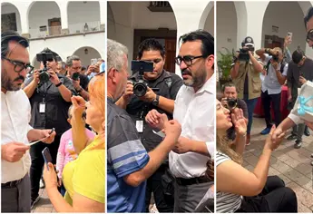 Gámez Mendivil entrega 200 cheques a comerciantes de Culiacán