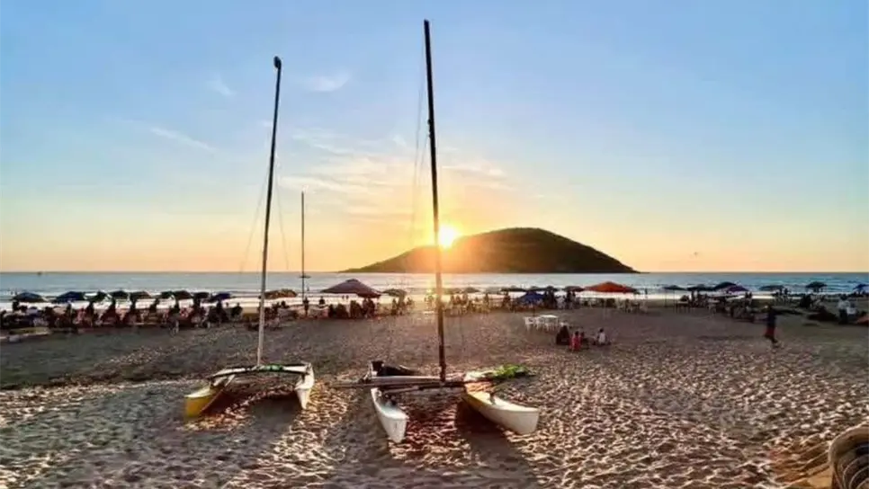 FOTO: Mazatlán vivirá una tarde dorada y una noche mágica bajo la superluna de noviembre, con cielos despejados y clima perfecto para admirarla