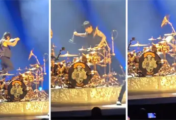 Alex de Maná protagoniza aparatosa caída en concierto en Estados Unidos | VIDEO
