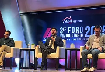 El podcast Hágale Como Quiera se presenta totalmente en vivo en el 3er Foro Inmobiliario 2025 en Culiacán