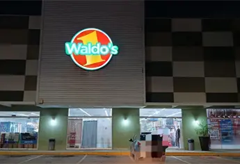 Suspenden dos tiendas Waldos en Mazatlán por incumplir normas de Protección Civil