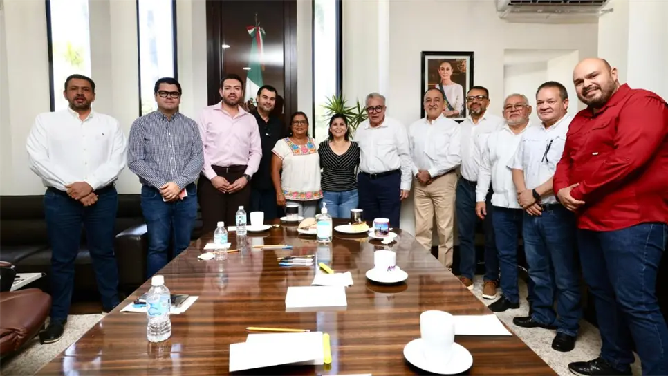 Rocha Moya recordó que hasta la fecha se han rehabilitado 15 drenajes , 12 en la cabecera municipal y tres en sindicaturas, con una inversión de 300 millones de pesos