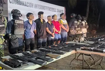 Con 20 armas largas y 25 artefactos explosivos detienen a 5 en Espacios Barcelona, Culiacán