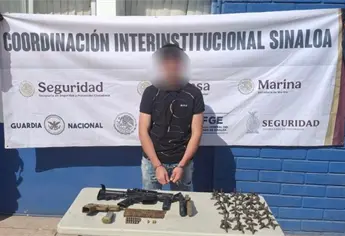 Detenido en Tres Ríos Culiacán apuntaba con una pistola a la ciudadanía mientras conducía