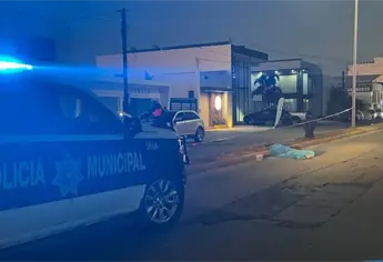 Abuelito muere al intentar cruzar el bulevar Río Fuerte, en Los Mochis