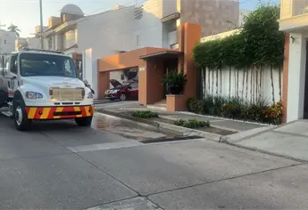 Balean e incendian casa en Colinas de San Miguel, Culiacán; es la segunda atacada en el sector en 24 horas