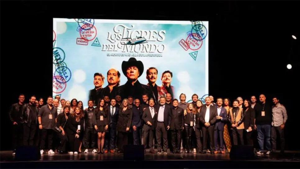 El material se estrenó en Las Vegas durante la semana de los Latin Grammy Awards 2025, donde la agrupación conversó sobre su historia, sus comienzos en México, su emigración hacia Estados Unidos