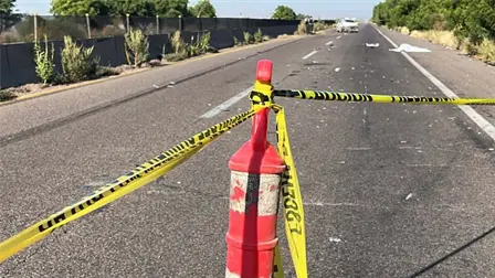 Muere motociclista al intentar cruzar la México 15 en Guasave; el impacto causó caos vial