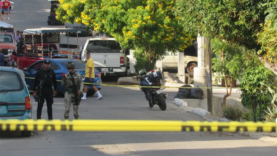 La zona fue acordonada por las autoridades. (Enrique Chan).