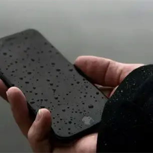 ¿Qué hacer si se mojó tu celular?, conoce los errores que nunca debes cometer ¿Qué hacer si se mojó tu celular?, conoce los errores que nunca debes cometer