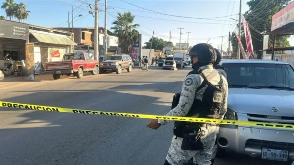 Elementos de la Guardia Nacional se hicieron cargo de asegurar la zona mientras se realizaba la labor de campo