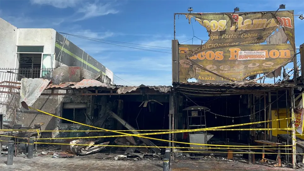 En estas condiciones terminó la taquería donde ocurrió la explosión. (FOTO: Enrique Chan).