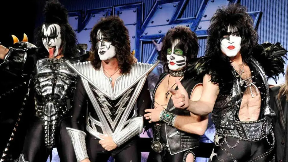 La banda dejó claro que la ausencia de Frehley tiene un peso profundo, pero también reconoció que su impacto en KISS es imborrable