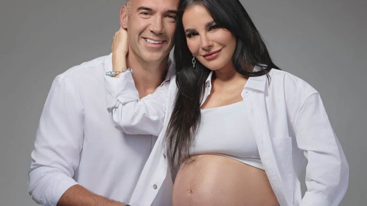 Marta Higareda ya es mamá, así anuncia la llegada de sus gemelitas | VIDEO