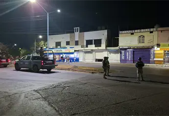 Atacan a un hombre que compraba cerveza en expendio del fraccionamiento Arboledas en Mazatlán