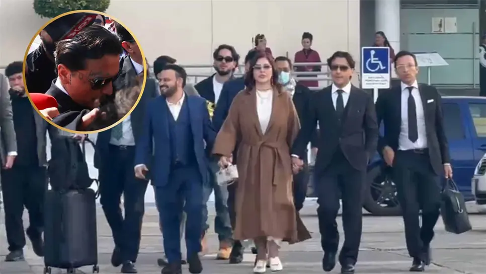 FOTO: Christian Nodal sale de la audiencia.