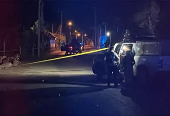 Atacan a pareja motociclista en la Cofradía de San Pedro, Navolato; hay un muerto y una lesionada