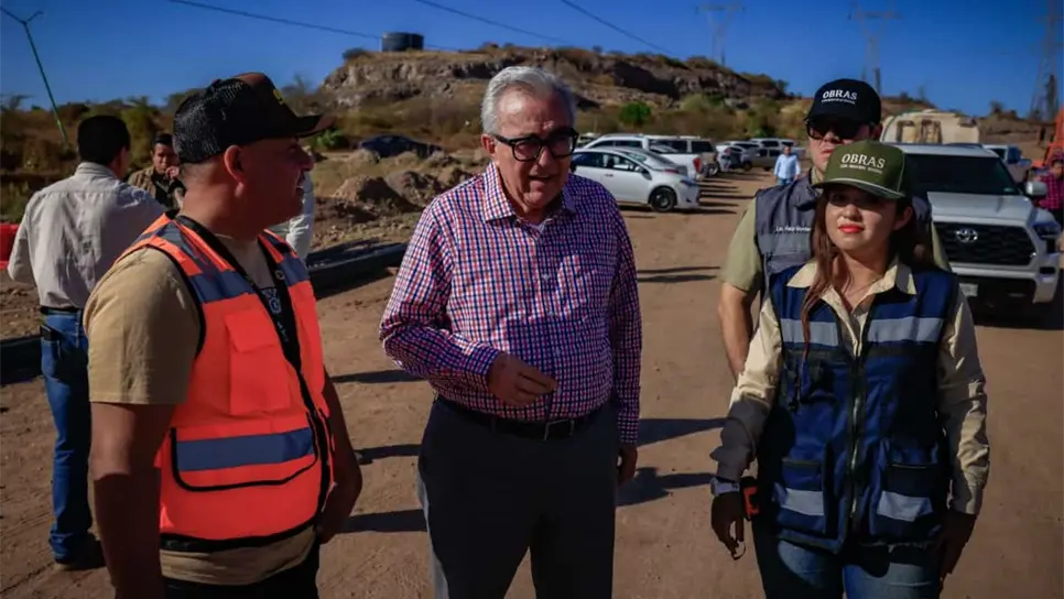 FOTO: Rocha Moya supervisa obra de conexión Agricultores-Costerita, en Culiacán