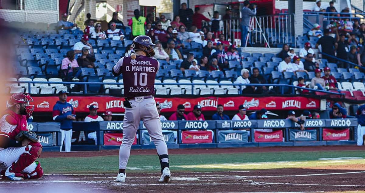 Tomateros resuelven en la sexta y se llevan el primero
