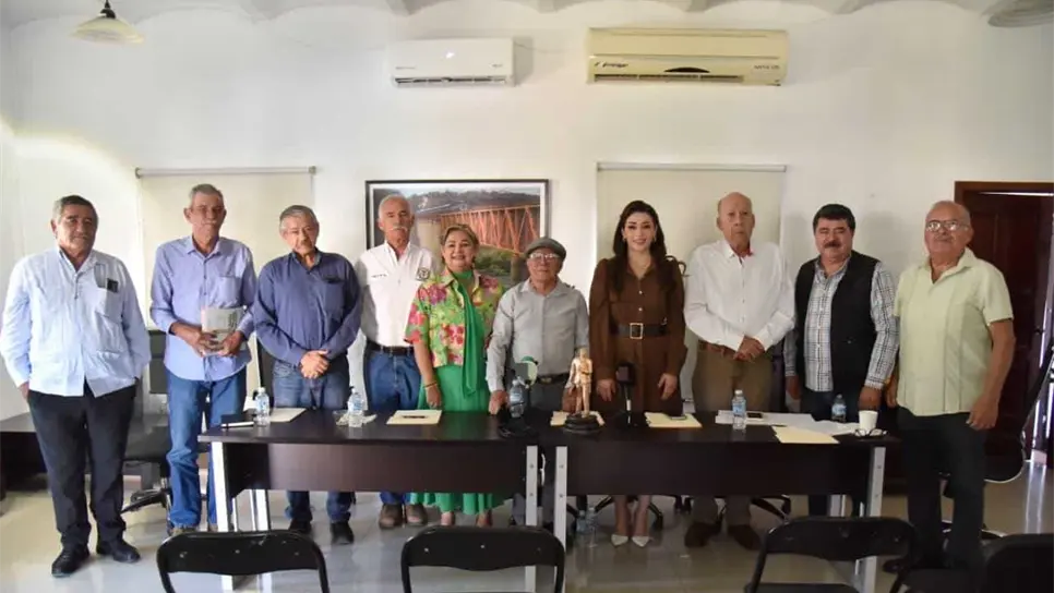 Se presentó la escultura, que será realizada en tamaño natural. (FOTO: Ernesto Torres).