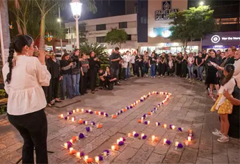 Realizan vigilia previo al inicio de los 16 Días de Activismo contra la Violencia hacia las Mujeres