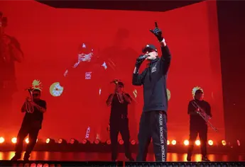 Músico de Peso Pluma desata debate al criticar a rockeros que intentan incursionar en los corridos tumbados