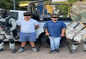 Detienen a dos sujetos con 50 mil dolares en efectivo y 200 pastillas de fentanilo en el Tres Ríos, Culiacán