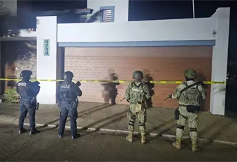 Autoridades aseguran 28 armas, 5 granadas y 2 vehículos blindados en Portalegre, Culiacán