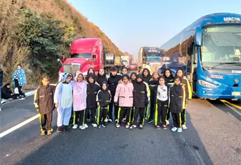 ¡Se logró! Las 30 niñas deportistas sinaloenses logran salir del bloqueo en Jalisco