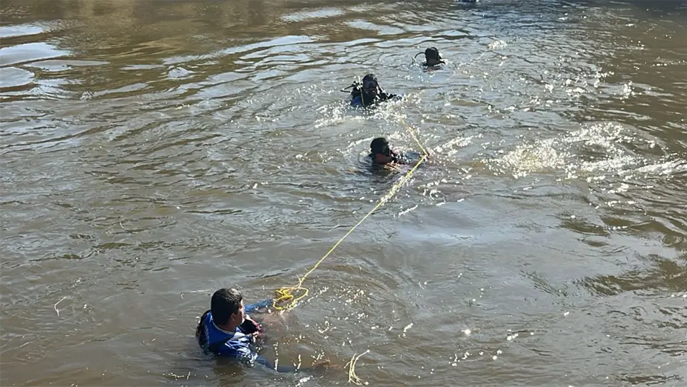 Más de 30 elementos buscan al menor que cayó a un canal en Culiacán
