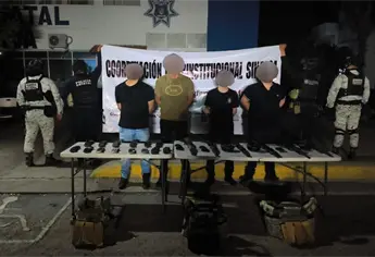 ¡Saltaron bardas! Detienen a 6 presuntos sicarios en Valle Alto, Culiacán.