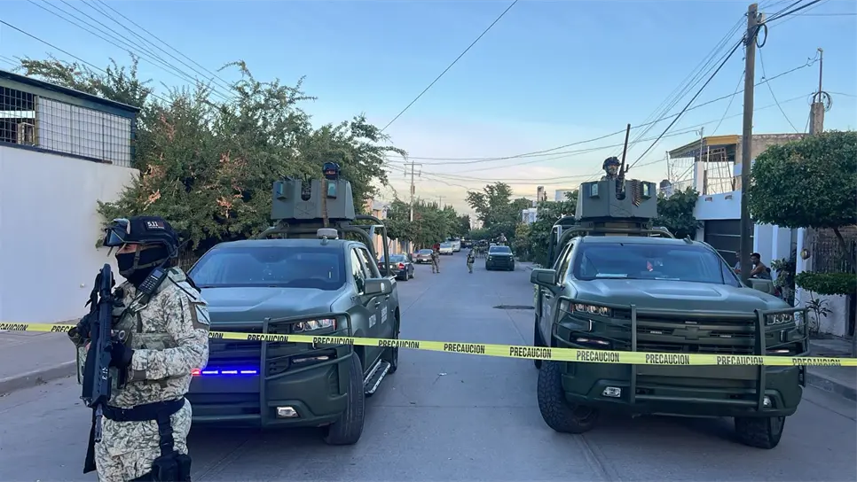 Militares acordonaron la zona mientras realizan las diligencias. (FOTO: Luis Ramírez).