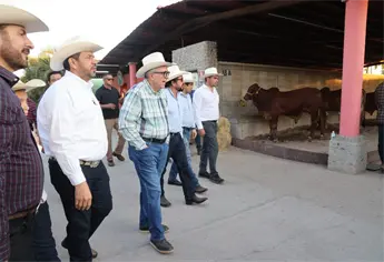 Gobernador Rocha recorre la Expo Ganadera 2025