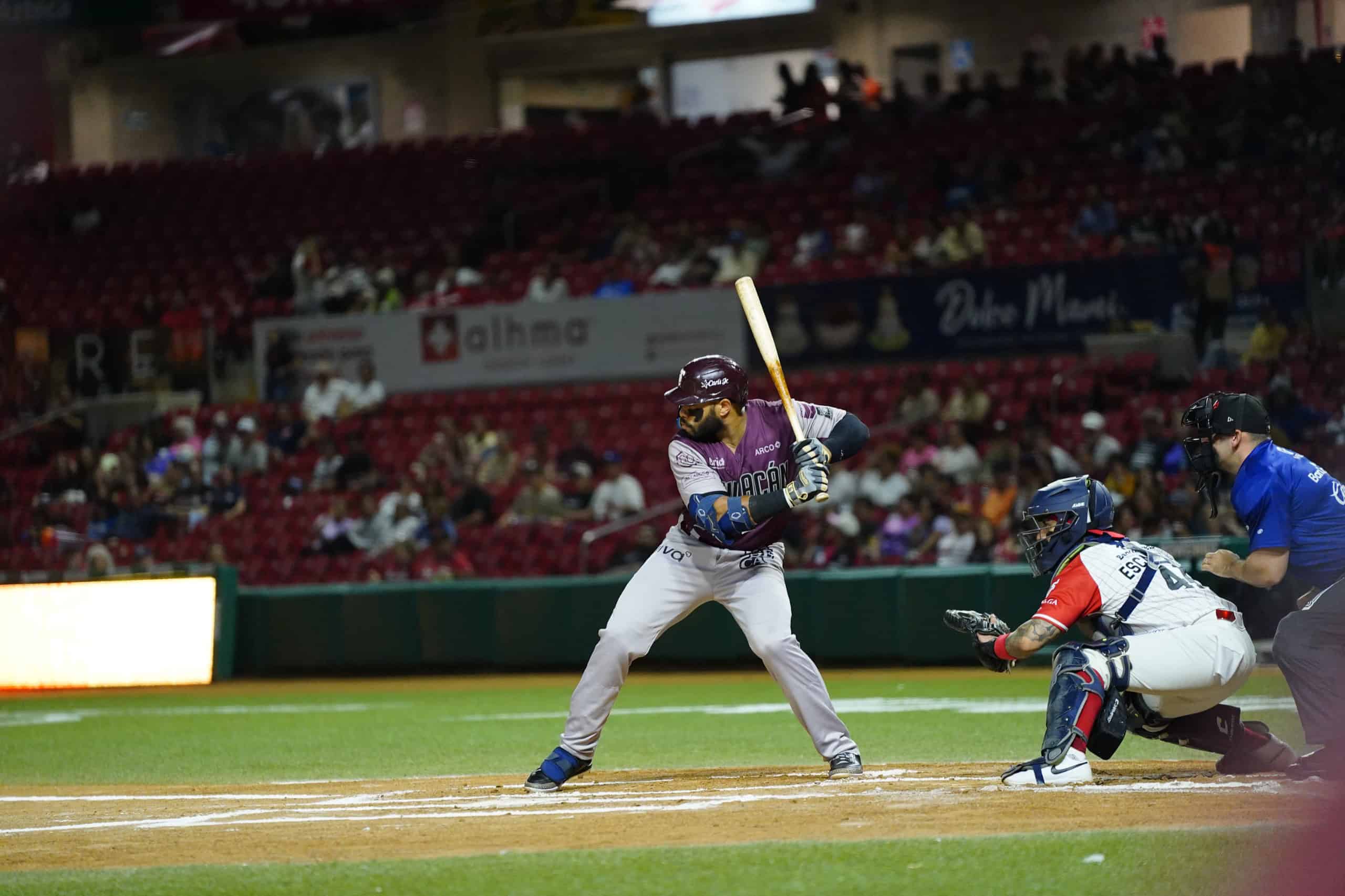 Tomateros resisten y dominan a los Venados con buen picheo