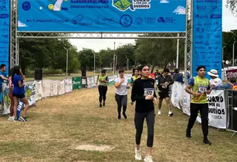Culiacanenses corren por la educación en la 7.ª carrera "Corro por sus Sueños" de Proeduca