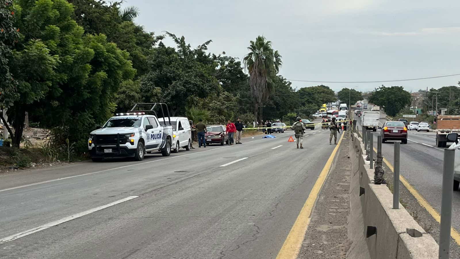 Gobierno de Mazatlán gestionará mejoras en tramo peligroso de la México 15 tras accidente