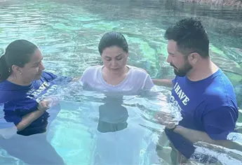 Araceli Ordaz Gomita se bautizó por la iglesia cristiana a los 31 años