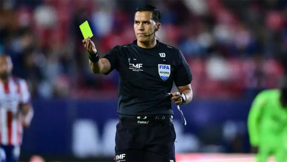 Al terminar los partidos de cuartos de final, la Liga MX dio a conocer la serie de semifinales y también al cuerpo arbitral quienes se encargarán de llevar las acciones en el partido de Ida