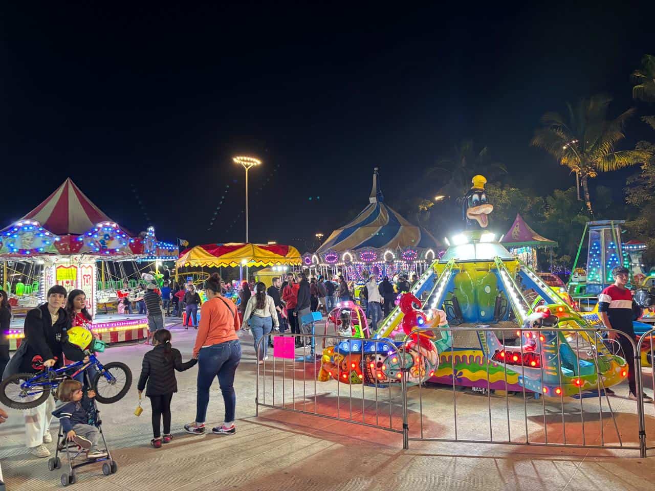 Estrella Palacios invita a la Villa Navideña y encendido del árbol en Mazatlán