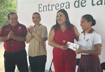 Benefician a 617 estudiantes con la Beca Benito Juárez de Educación Media Superior en Mazatlán 