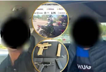 Dos Jóvenes fueron detenidos por traer dos Glock y una motocicleta robada, en Navolato