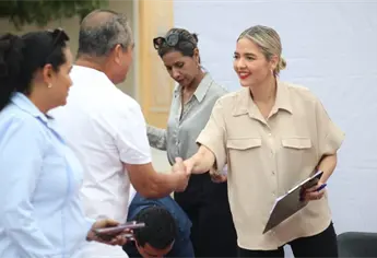 Mazatlán acerca sus servicios a la colonia López Mateos con el programa "Contigo Mazatlán"