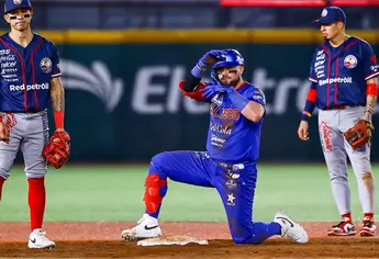 Charros amarra la serie en duelo de artillerías ante Venados