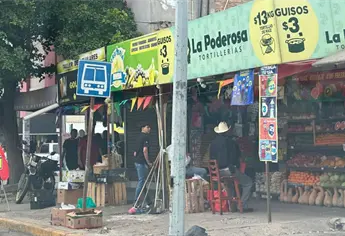 Autorizan permisos temporales en Los Mochis para exhibir mercancía en banquetas de zona 30 